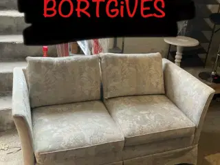 Sofa bortgives 