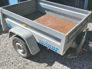 Variant trailer med næsehjul og reservehjul god bu