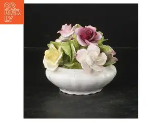 Porcelænsblomster i skål (str. 10 cm)