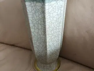 SMUK ROYAL COPENHAGEN VASE NR 3389 21,5 cm