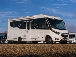 2022 - Benimar Amphitryon 998 4400 kg   Velholdt Autocamper Med Dobbelt seng i bag