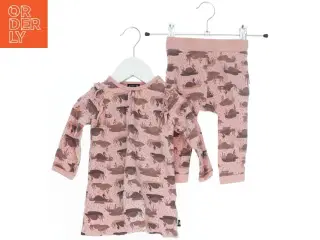 Børnesæt med print fra Kids Up (str. 68)