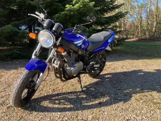 Suzuki gs 500