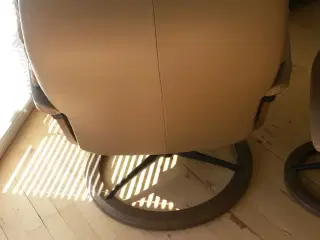 helt ny stressless sunrise med skammel i str large