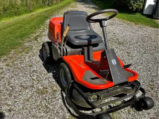 Frontmonteret havetraktor