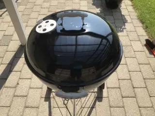 Weber-kuglegrill Ø 57 med tilbehør