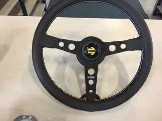 Momo - OMP nav og rat