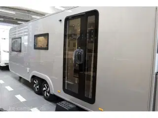 2022 - Adria Astella 644 DP   Oplev ferie på førsteklasse i  Astella,  luksus camping på en helt ny måde. Nu til nedsat pris !!!