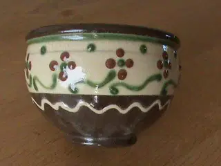 Keramik skål med dekoration