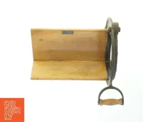 Ældre brødskærer (str. 32 cm)