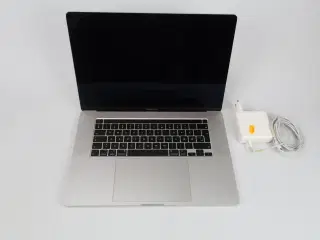 Apple MacBook Pro 16" IPS i7-9750