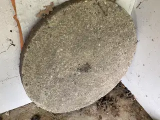Brønddæksel beton