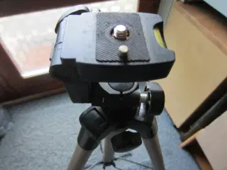 FOMEI W-311 Aluminum fotostativ, kamerastativ