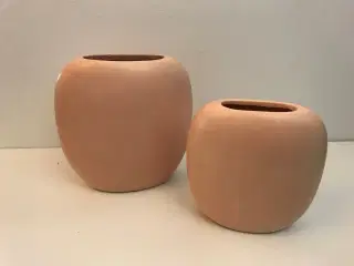 2 stk flotte retro vaser fra 'SIA' 