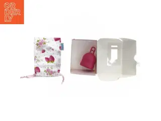 Ny og ubrugt i kasse. Merula menstruationskop XL fra Merula (str. Ekstra large)