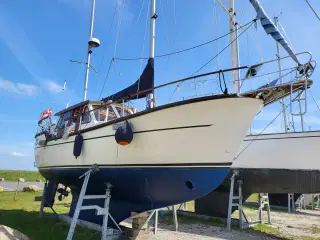 Nauticat 33 fra 1986