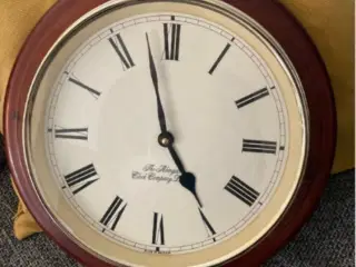The Abingdon Clock Company Ur