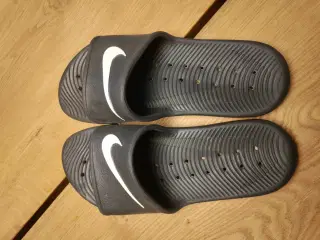 Sorte Nike Badesandaler 