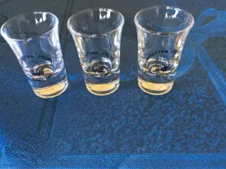  3 snapseglas fra fregatten Jylland