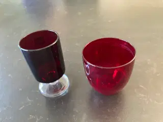 to røde glas ting