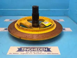 New Holland TX68 Flange 9832767