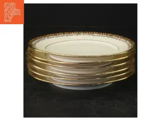 Porcelænstallerkener med guldkant