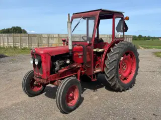 Volvo 400 buster traktor 