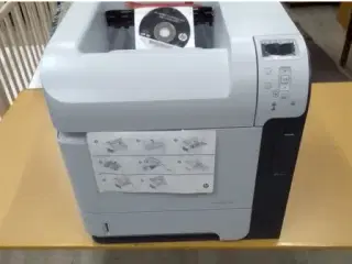 HP LaserJet 600