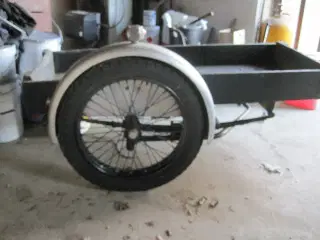 Varesidevogn.