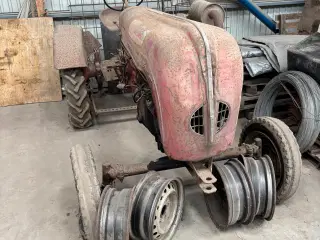 Porsche Junior 108