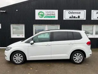 VW Touran 2,0 TDi 115 Highline DSG Van