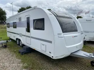 2021 - Adria Alpina 763 UK   Velholdt  køjevogn til den store familie