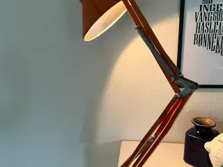 Arkitektlampe retro orange