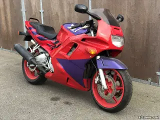 Honda CBR 600 F