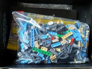 Lego Architecture Shanghai