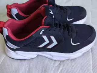 Hummel sko 43