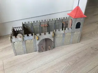 Borg i playmobil sælges