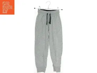 Grå sweatpants med snøre fra Lupilu (str. 110)