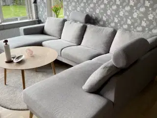 Hjørnesofa i lys grå