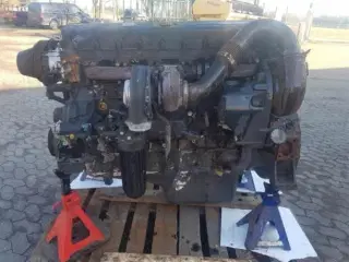 Iveco F3CE0684E