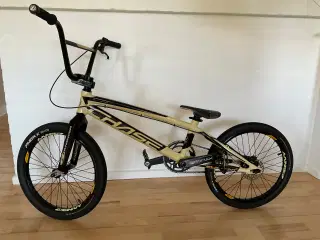 Bmx cykel
