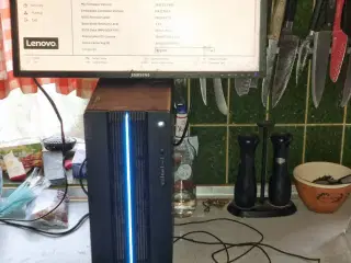 Lenovo gamer pc med tast,mus,skærm og rat og pedal
