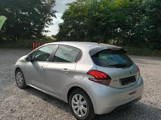 Peugeot 208 1.6 BlueHDI Billig vægtafgift 160 pr h