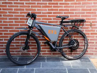 El-mountainbike m/18 gear, skivebremser og lader