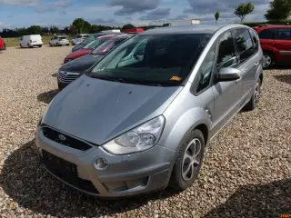 PERSONBIL, FORD