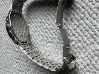 Kingnuos 1850 Quartz 