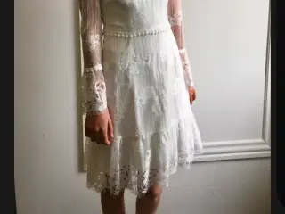 Flot konfirmationskjole fra Real Silk str. 36