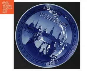 Blå og hvid porcelænplatte fra Royal Copenhagen (str. 18 cm)