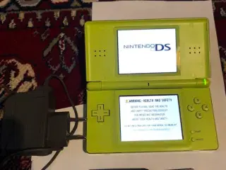 ds lite + New Super Mario Bros+Super Mario World