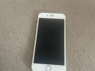 iPhone 6S med oplader 